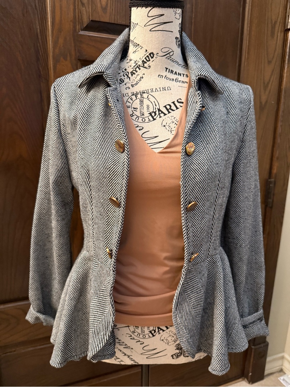 SHEIN Gray Herringbone Peplum Blazer with Gold Buttons - Picture 2 of 16